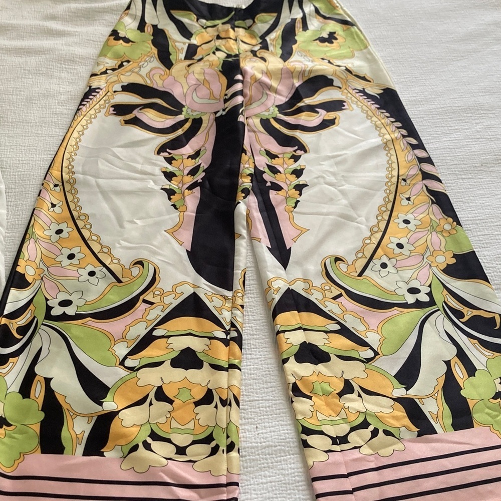 Floral Patterned Blazer - Picture 3 of 5